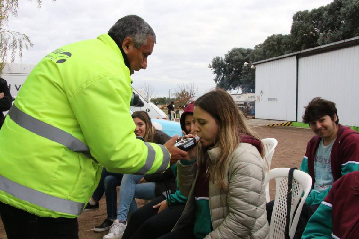 LA AGENCIA DE SEGURIDAD VIAL BRINDÓ UNA CHARLA SOBRE SEGURIDAD Y TRÁNSITO