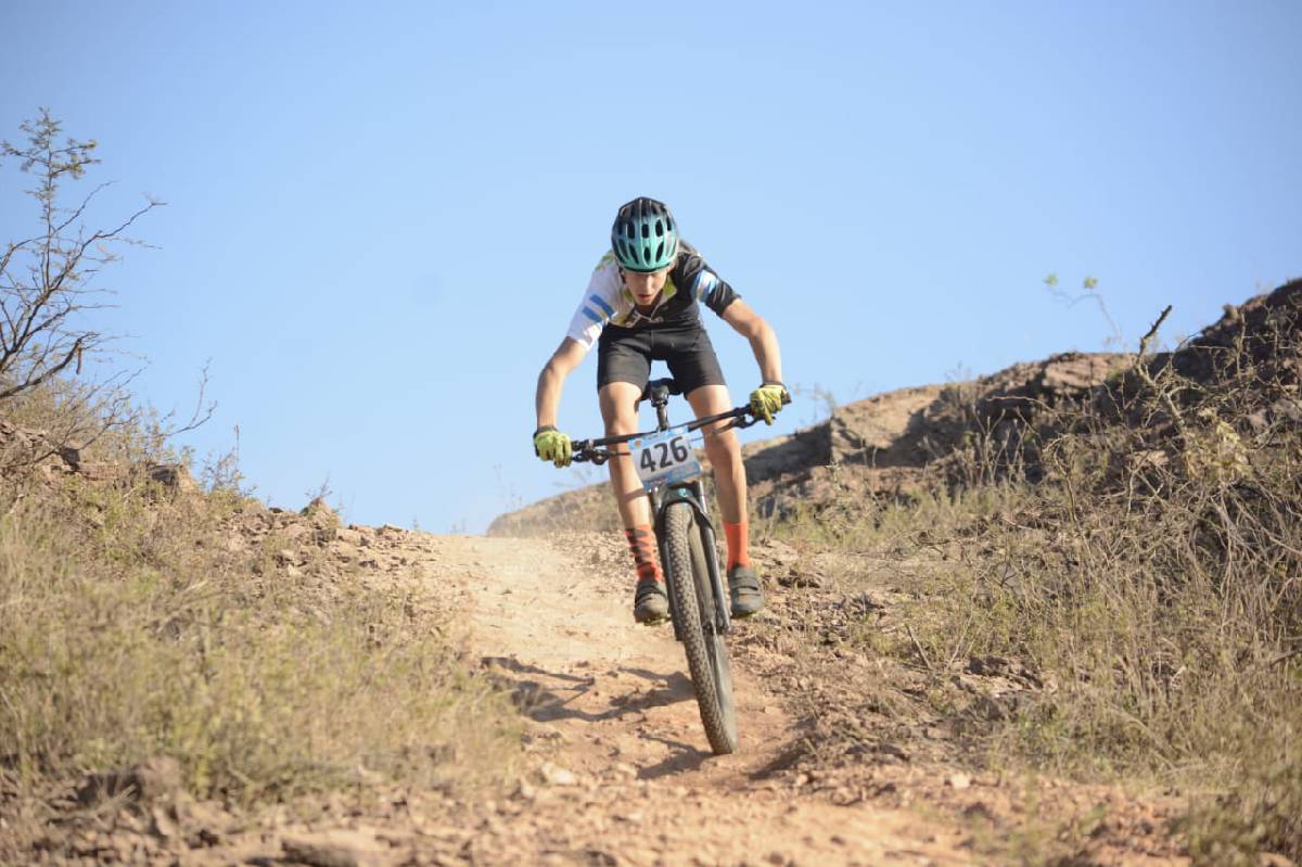 LA ESCUELA MUNICIPAL DE CICLISMO PARTICIPÓ DEL CAMPEONATO ARGENTINO XCO