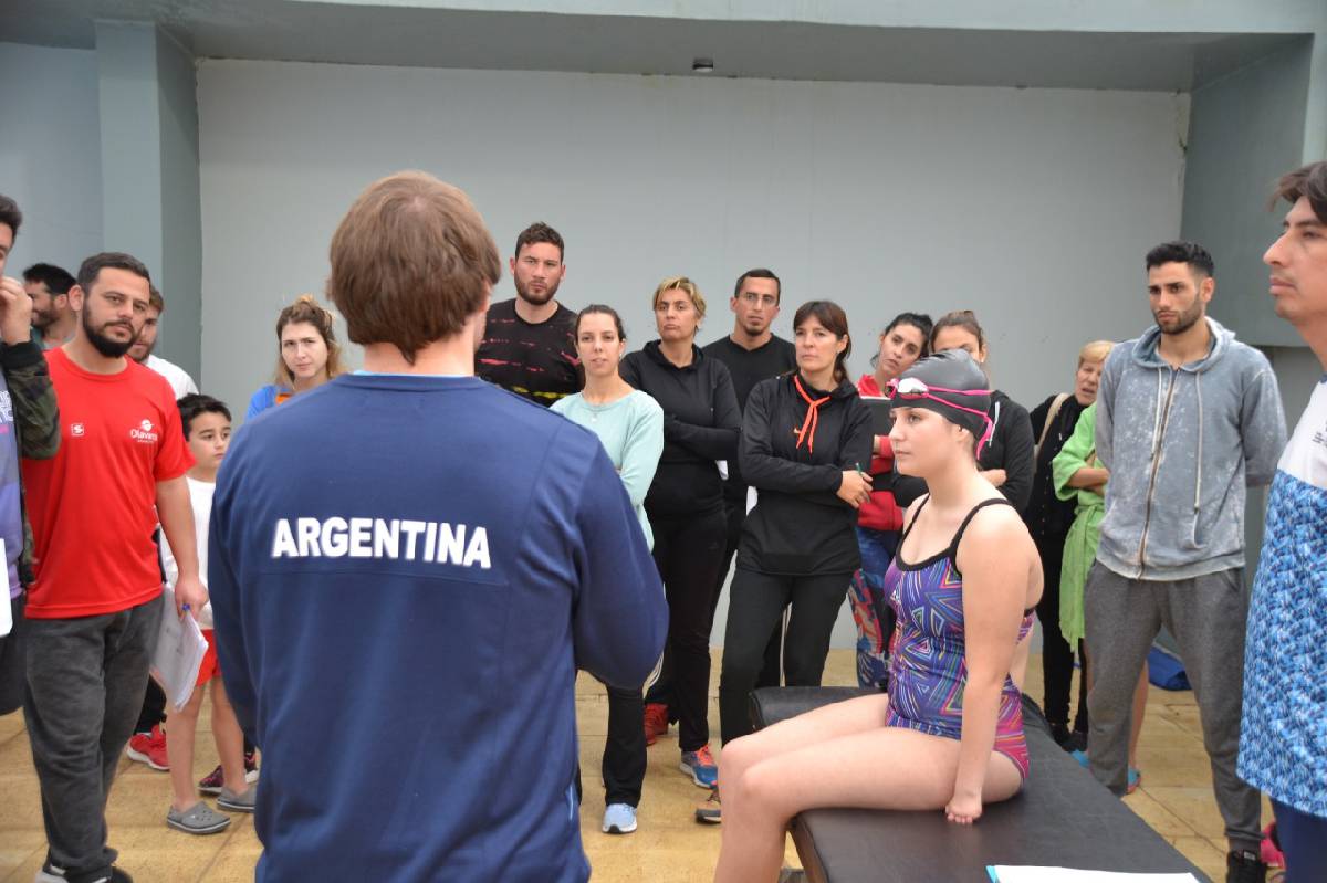 SE REALIZÓ UN CURSO DE NATACIÓN ADAPTADA EN EL NATATORIO MUNICIPAL