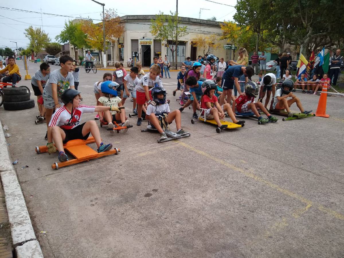 SE LLEVÓ A CABO UNA CARRERA DE KARTING A RULEMANES ORGANIZADA POR LA DELEGACIÓN