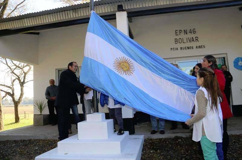 SE LLEVARÁ A CABO EL ACTO POR EL DÍA DE LA BANDERA EN PIROVANO