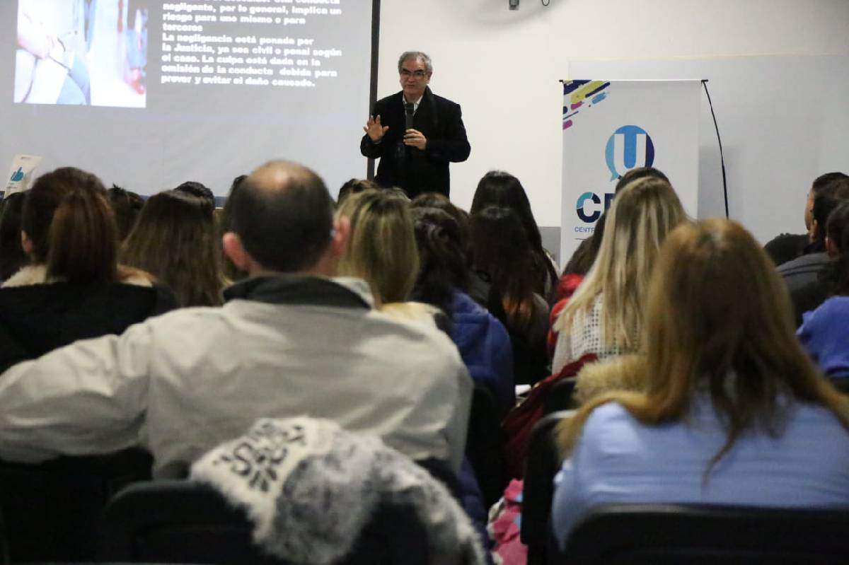 LA MUNICIPALIDAD REALIZÓ UNA CAPACITACIÓN SOBRE ACTUALIZACIÓN EN ENFERMERÍA