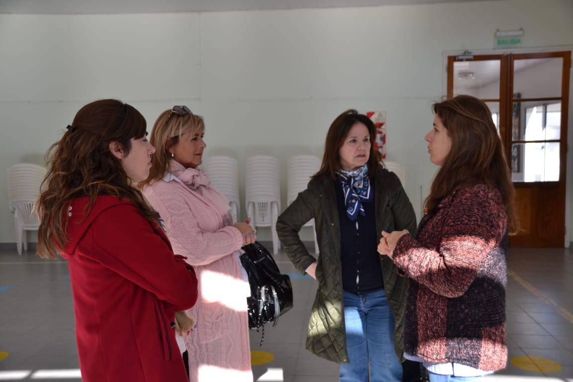 REFERENTES MUNICIPALES RECORRIERON LA OBRA DEL JARDÍN N° 901