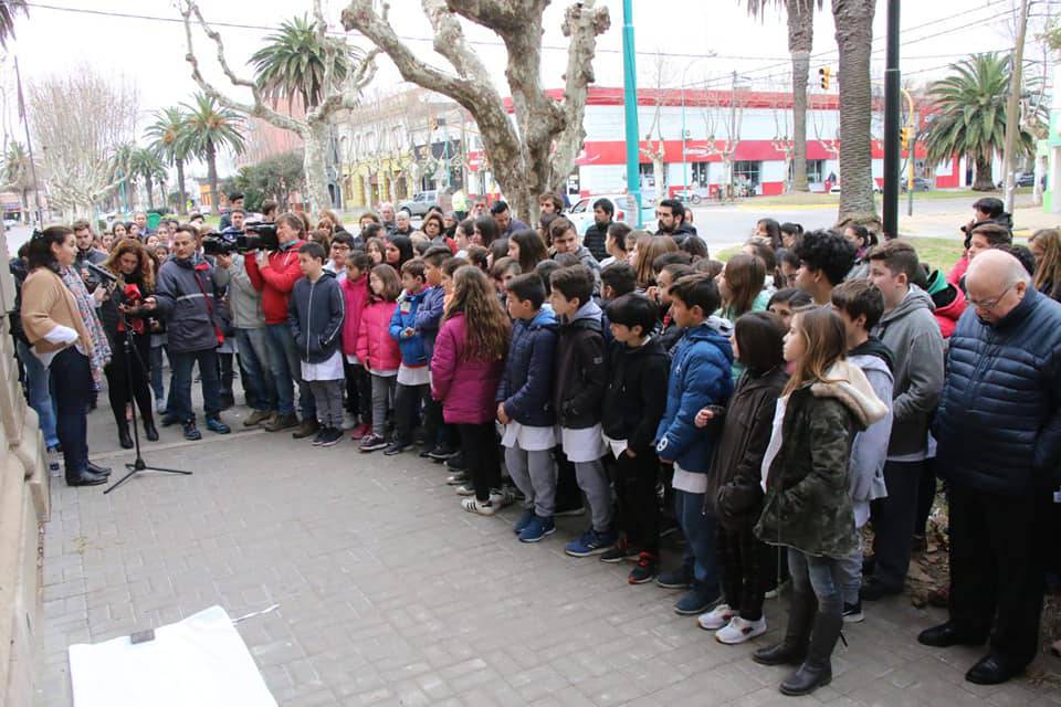 LA MUNICIPALIDAD COLOCARÁ UNA BALDOSA EN MEMORIA DE LOS HERMANOS DAROQUI