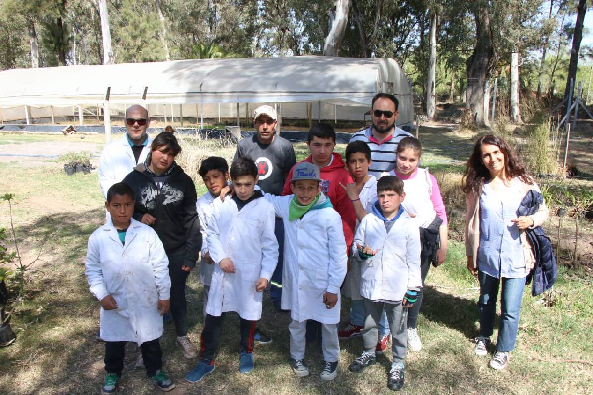 LA ESCUELA ESPECIAL N°501 VISITÓ EL VIVERO MUNICIPAL