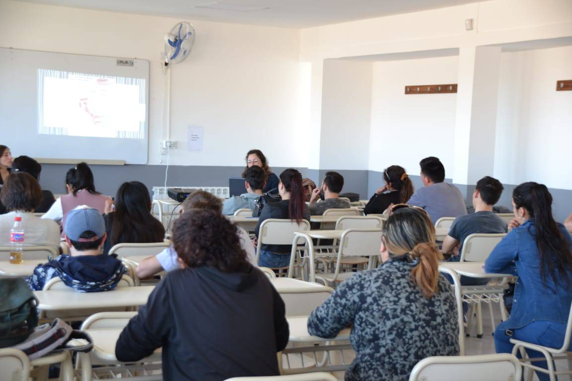 LA MUNICIPALIDAD DICTÓ UN NUEVO CURSO DE MANIPULACIÓN DE ALIMENTOS