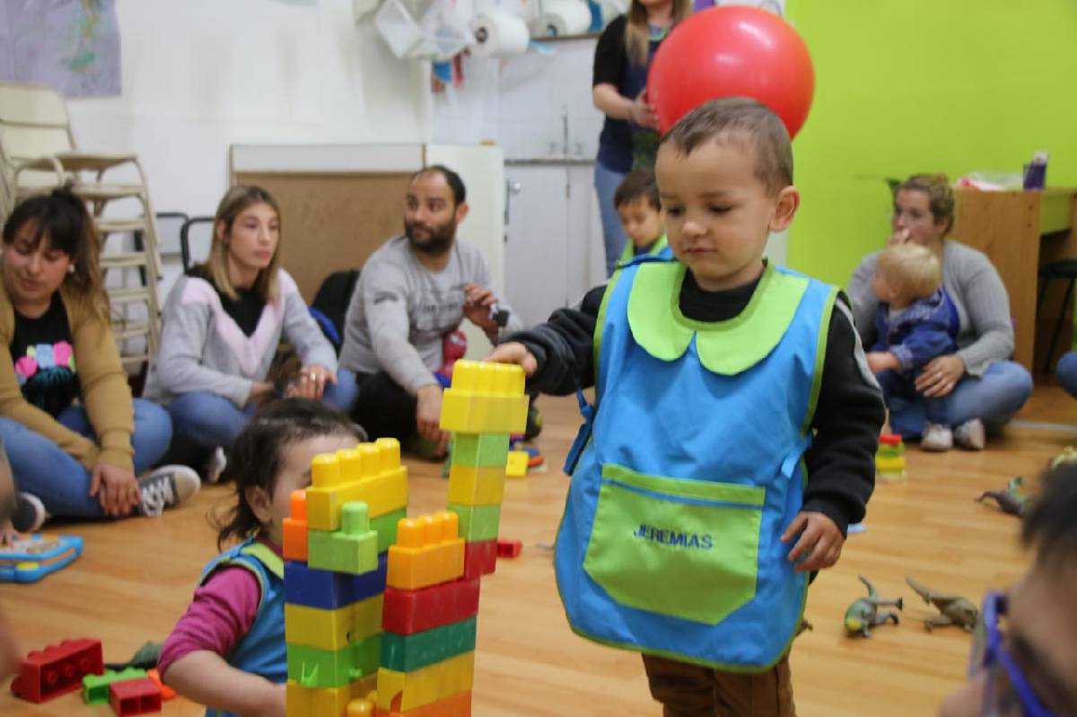 25 FAMILIAS INGRESARON AL TURNO VESPERTINO DEL JARDÍN MATERNAL MUNICIPAL