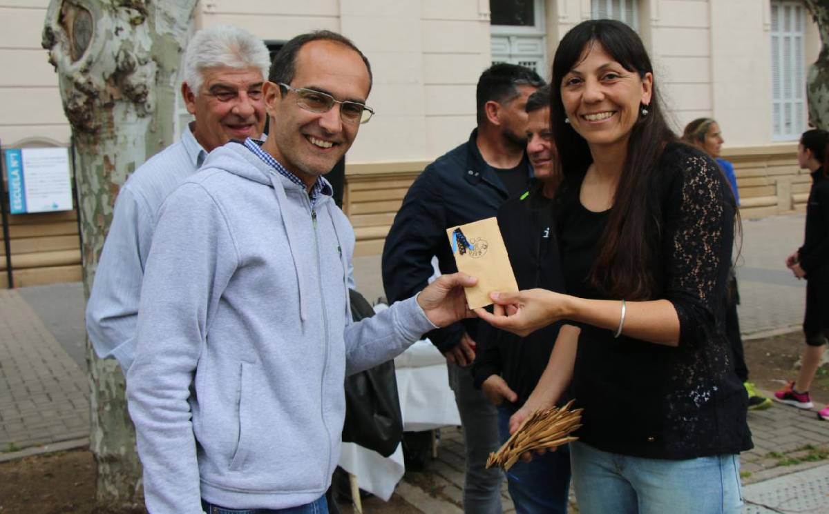 EL INTENDENTE PISANO ACOMPAÑÓ LA CELEBRACIÓN POR EL 40 ANIVERSARIO DEL CEF N°5