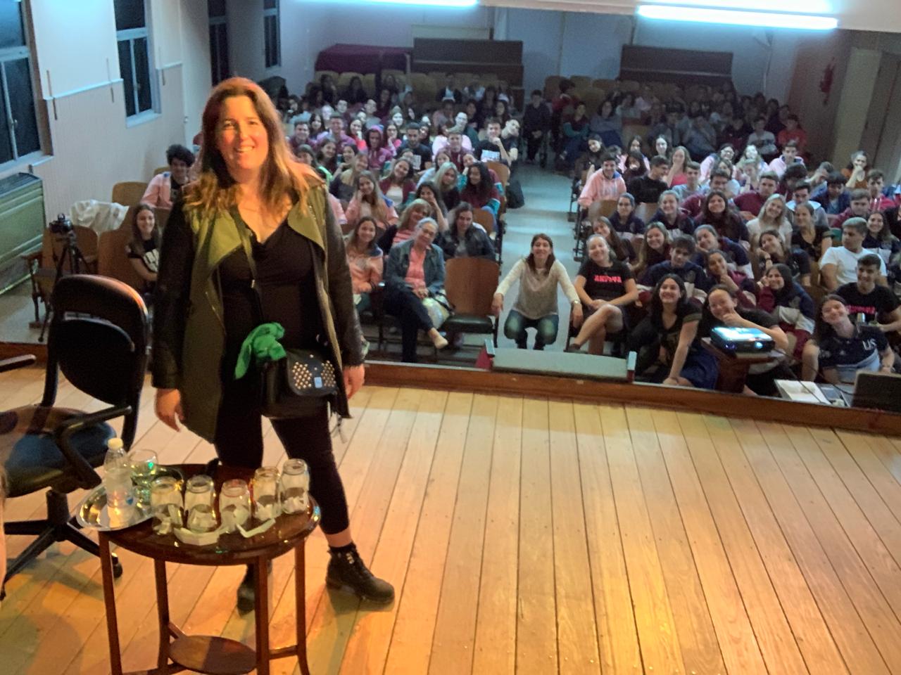 LA MUNICIPALIDAD ACOMPAÑÓ LA PRESENTACIÓN DE AGUSTINA BAZTERRICA EN EL IJS