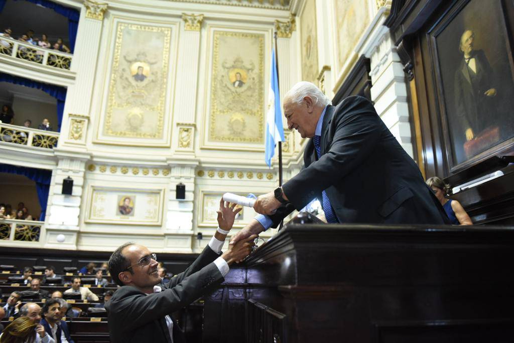 MARCOS PISANO RECIBIÓ EL DIPLOMA DE INTENDENTE ELECTO