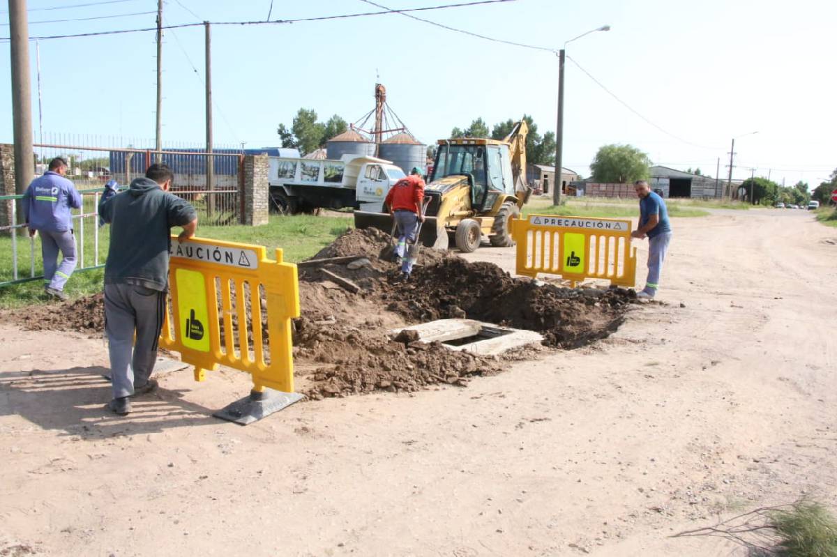 LA MUNICIPALIDAD SE ENCUENTRA TRABAJANDO EN BARRIO LOS CEIBOS