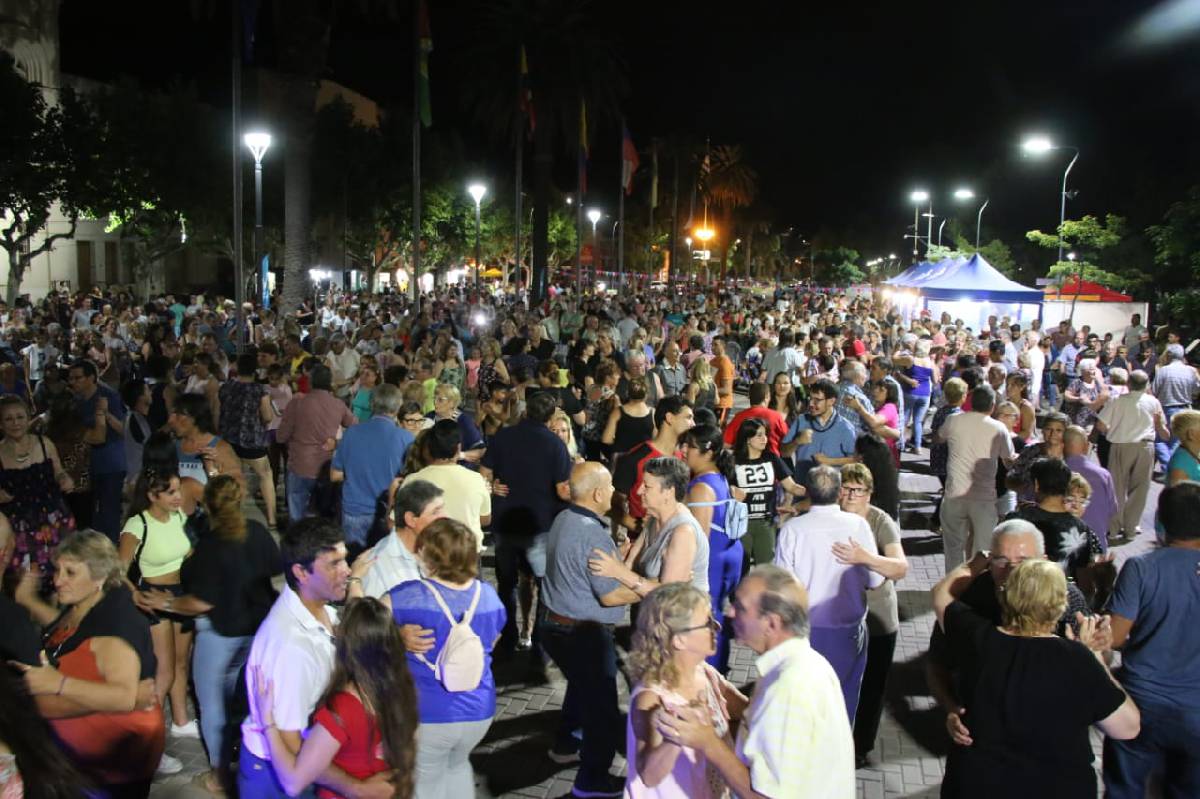 SE LLEVÓ A CABO EL SEGUNDO DOMINGO DE VERANO ACTIVO EN EL CENTRO CÍVICO