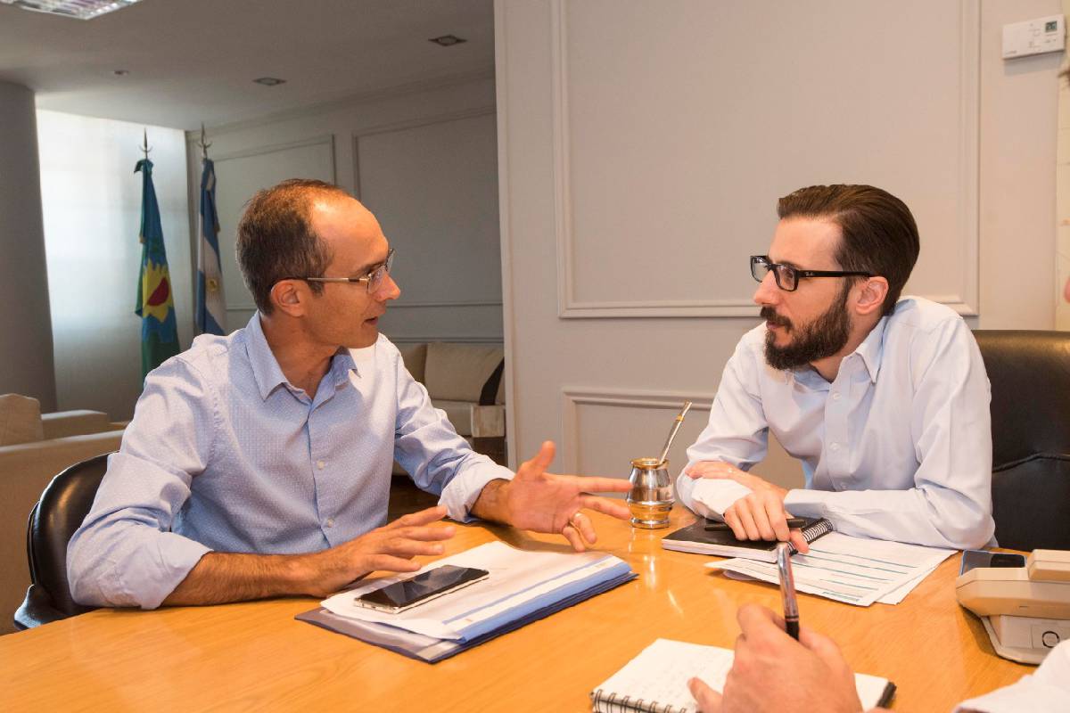 EL INTENDENTE PISANO SE REUNIÓ CON EL MINISTRO DE OBRAS PÚBLICAS BONAERENSE