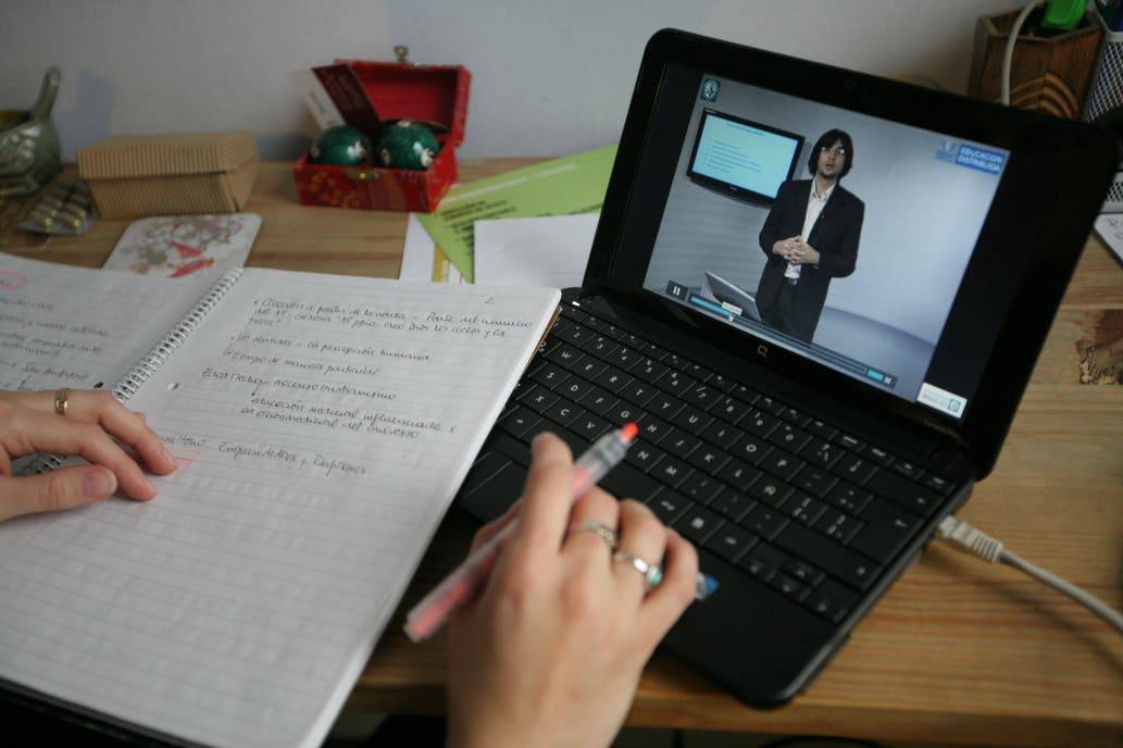 ENFERMERÍA COMENZÓ LA CURSADA  DE FORMA VIRTUAL