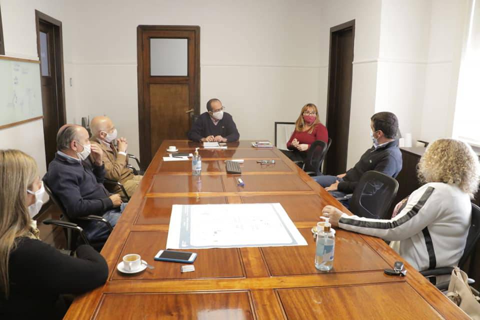 PISANO SE REUNIÓ CON CONTADORES QUE HAN SIDO PARTE DE LA ADMINISTRACIÓN MUNICIPAL