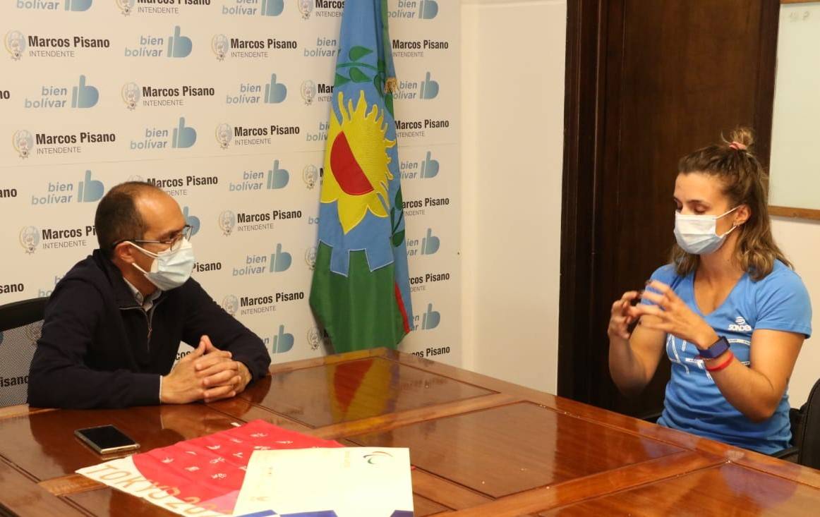 EL INTENDENTE PISANO RECIBIÓ A LA REMERA PARALÍMPICA BRENDA SARDON