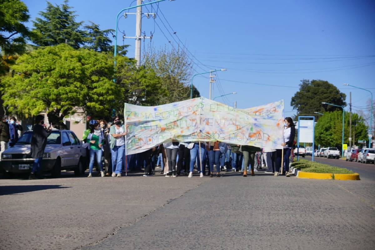 EL SERVICIO DE SALUD MENTAL DEL HOSPITAL REALIZÓ LA SEPTIMA MARCHA POR LA INCLUSIÓN