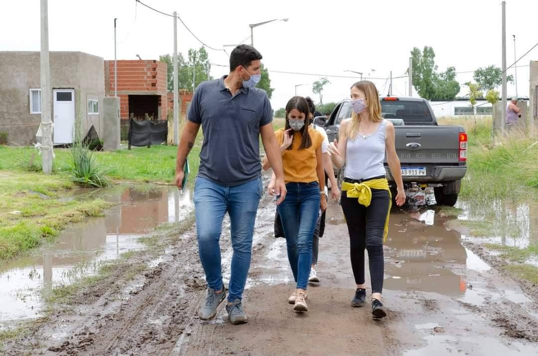 RODRÍGUEZ Y LA SUBSECRETARÍA DE POLÍTICAS SOCIALES RECORRIERON LAS ZONAS AFECTADAS POR EL TEMPORAL 