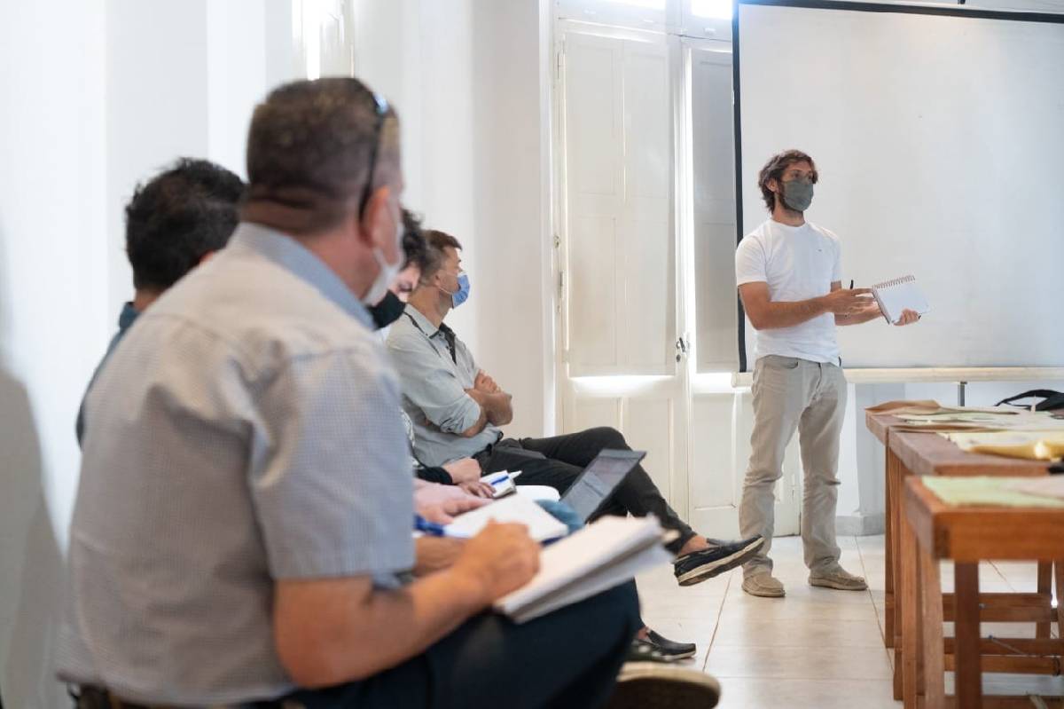 EL DIRECTOR DE TURISMO COORDINÓ EL PRIMER ENCUENTRO PRESENCIAL DEL POLO DE DESARROLLO N°7 