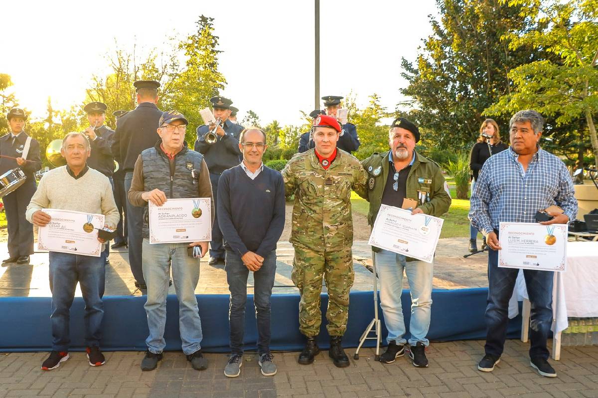 EL MUNICIPIO RINDIÓ HOMENAJE A LOS VETERANOS EN EL MARCO DE LA AGENDA MALVINAS 40 AÑOS