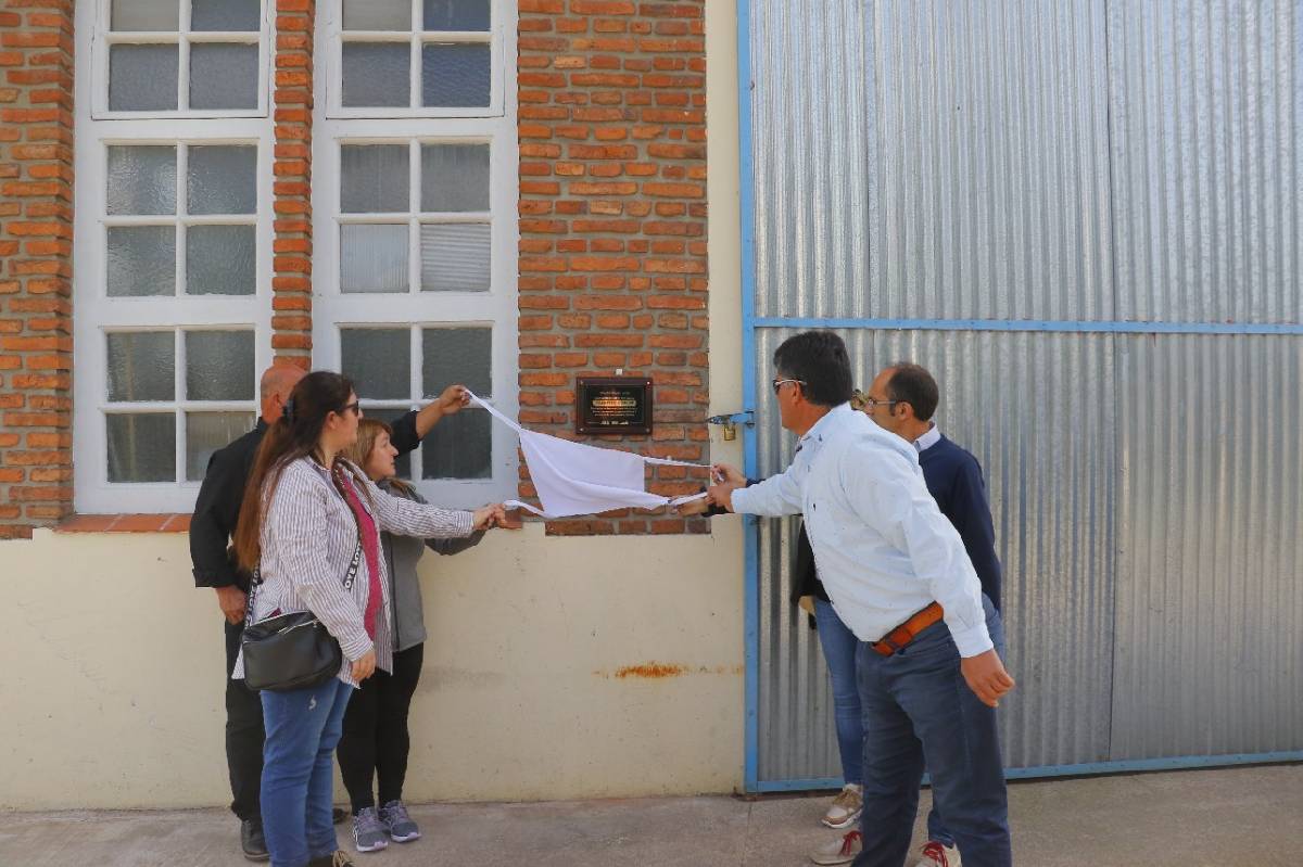 LA GESTIÓN MUNICIPAL HOMENAJEÓ AL AGENTE MUNICIPAL ALBERTO CONDE A UN AÑO DE SU FALLECIMIENTO