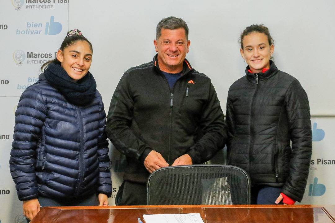 EL MUNICIPIO OTORGÓ UNA AYUDA ECONÓMICA A ALUMNAS DE LA ESCUELA MUNICIPAL DE PATÍN