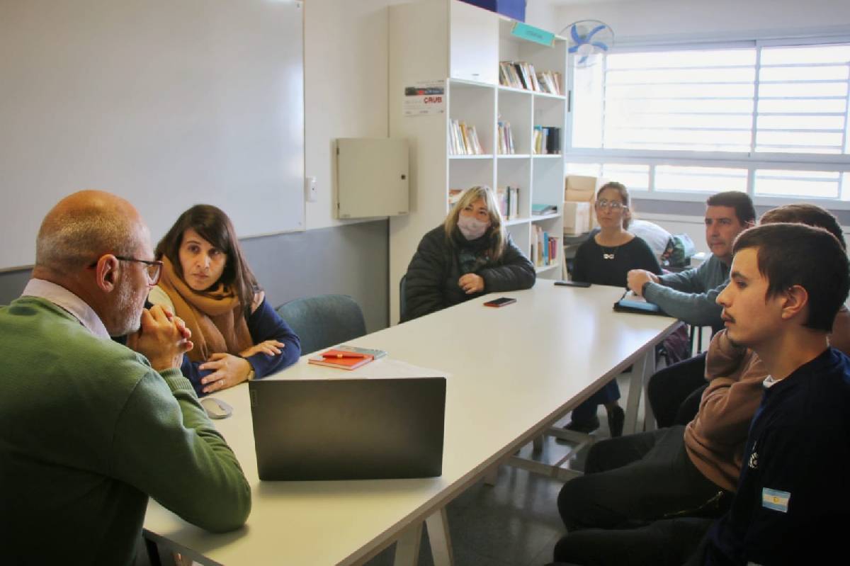 ESTUDIANTES DE INGENIERÍA MECÁNICA REALIZARÁN PRÁCTICAS PROFESIONALES EN LA MUNICIPALIDAD