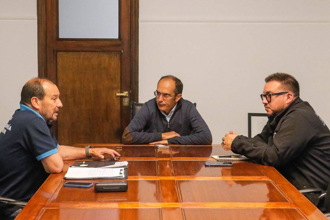 PISANO SE REUNIÓ CON AUTORIDADES DEL MINISTERIO DE SEGURIDAD EN BOLÍVAR