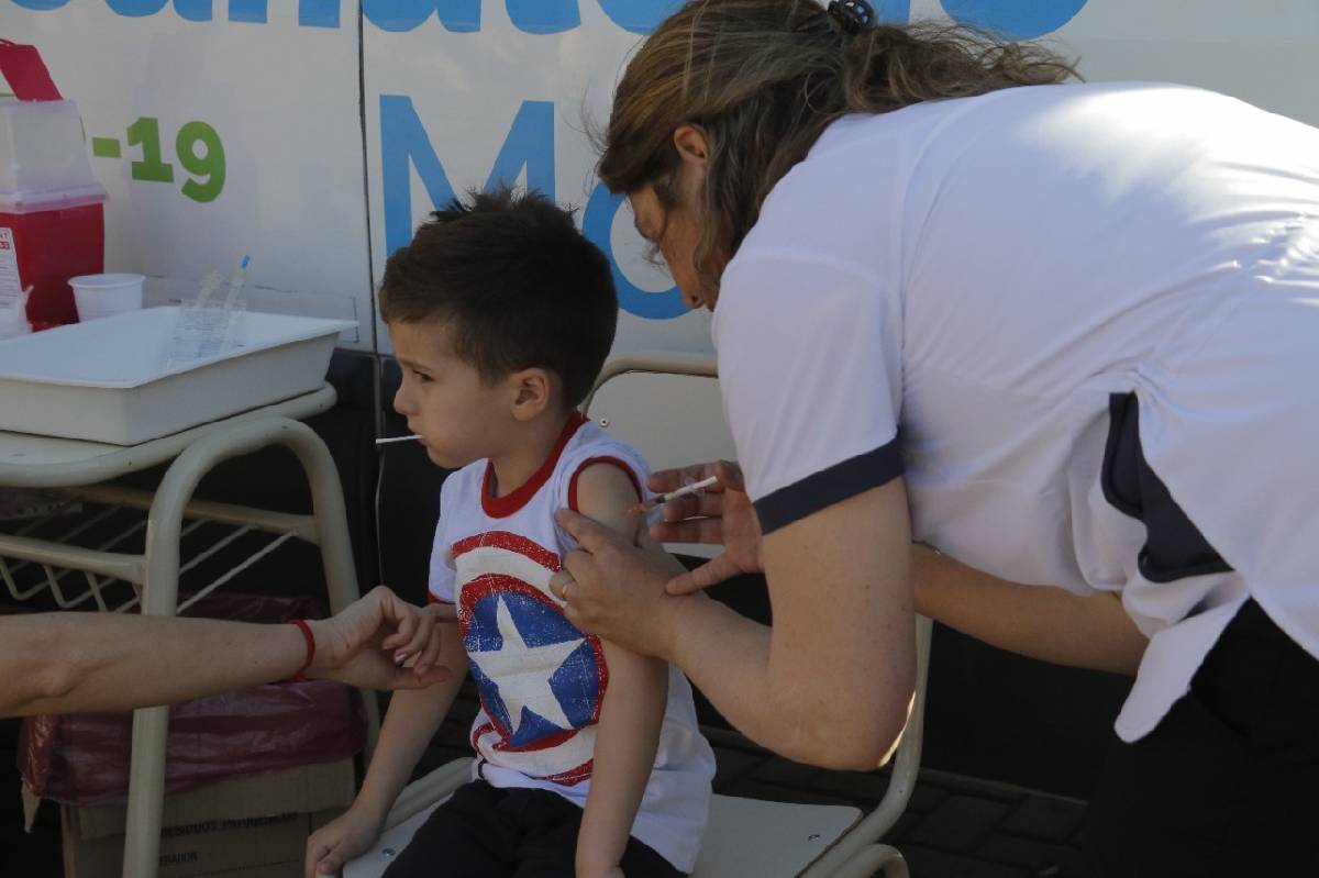 SE EXTENDIÓ LA CAMPAÑA DE VACUNACIÓN CONTRA SARAMPIÓN, RUBEOLA, PAPERAS Y POLIO