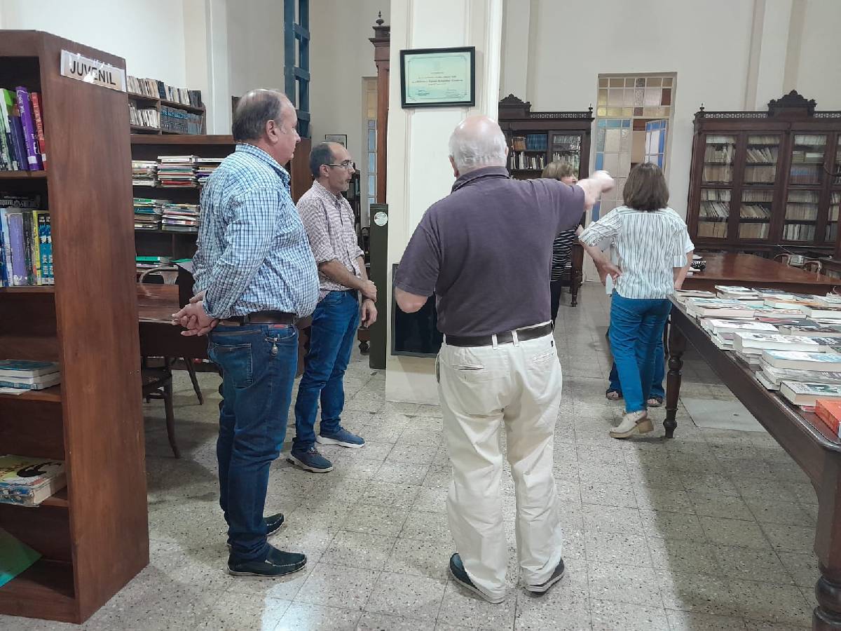 PISANO ENTREGÓ APORTES ECONÓMICOS A LAS BIBLIOTECAS POPULARES