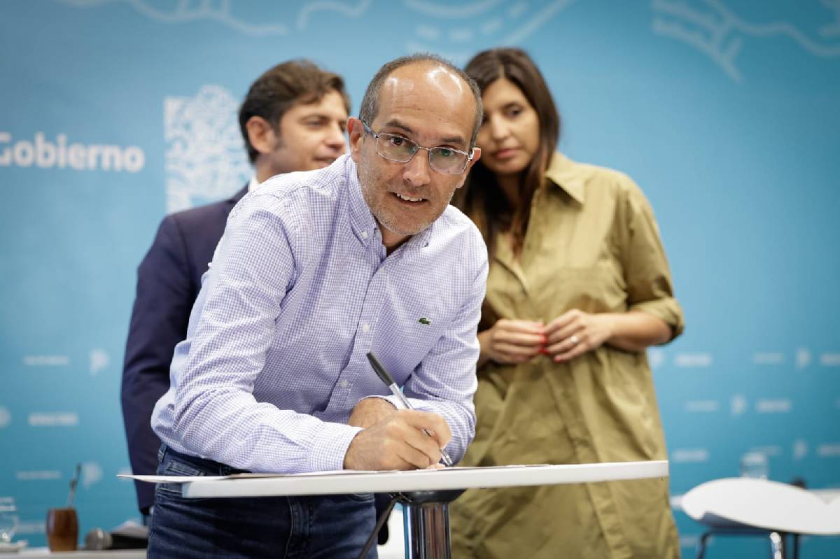 PISANO FIRMÓ JUNTO AL GOBERNADOR EL FINANCIAMIENTO PARA RELOCALIZAR EL BASURAL A CIELO ABIERTO