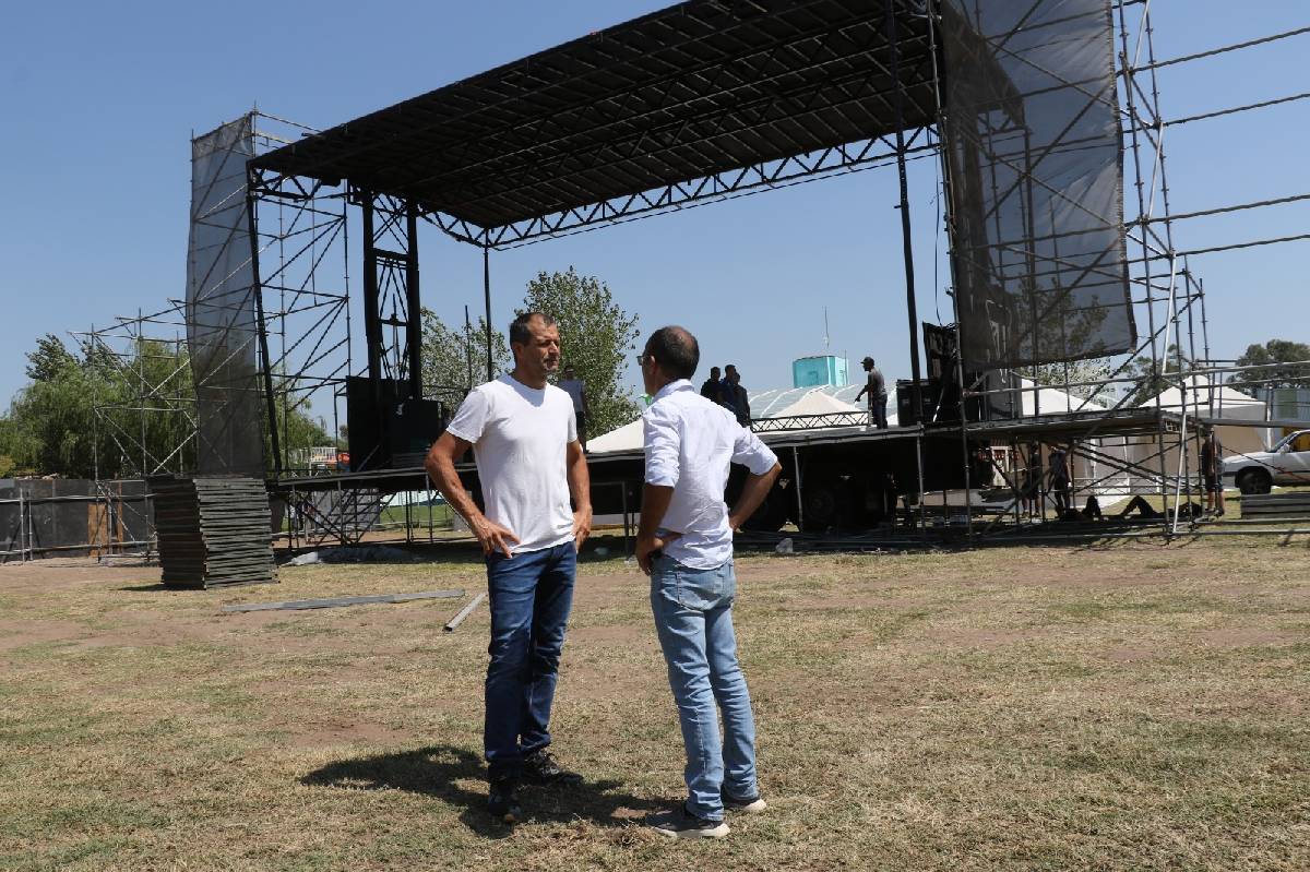 PISANO Y BUCCA RECORRIERON EL PREDIO DEL FESTIVAL ME ENCANTA BOLÍVAR