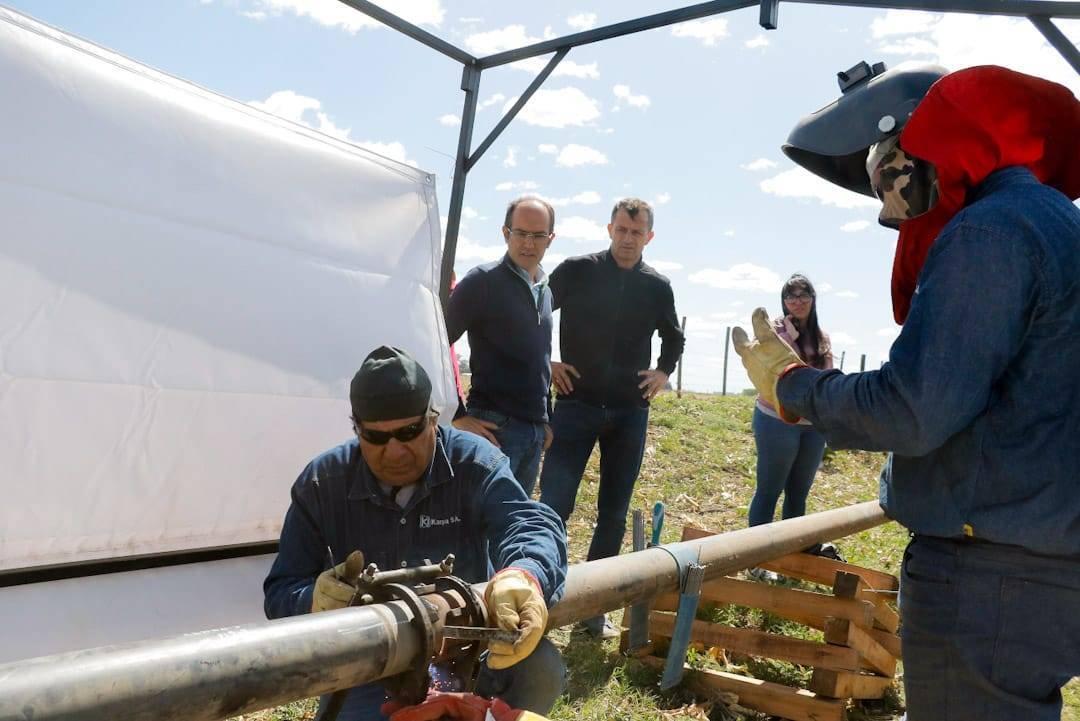 AVANZA EL ÚLTIMO TRAMO DE LA OBRA DE GAS DE PIROVANO