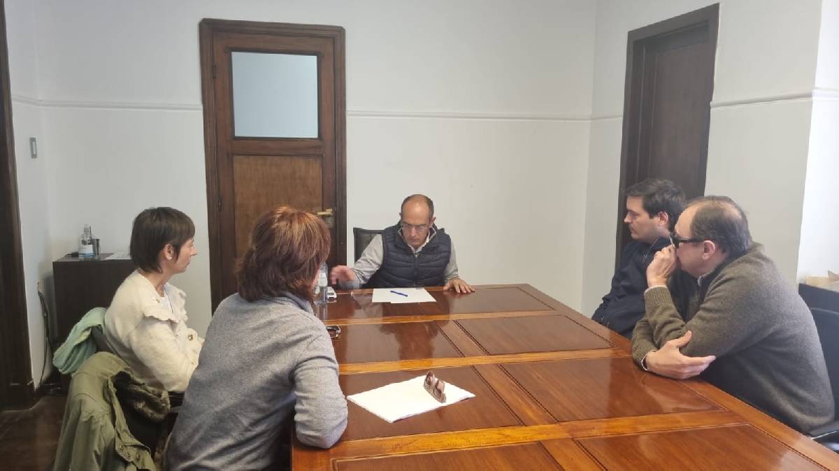 PISANO SE REUNIÓ CON REFERENTES DE SUPERMERCADOS Y DEL COLEGIO DE FARMACÉUTICOS