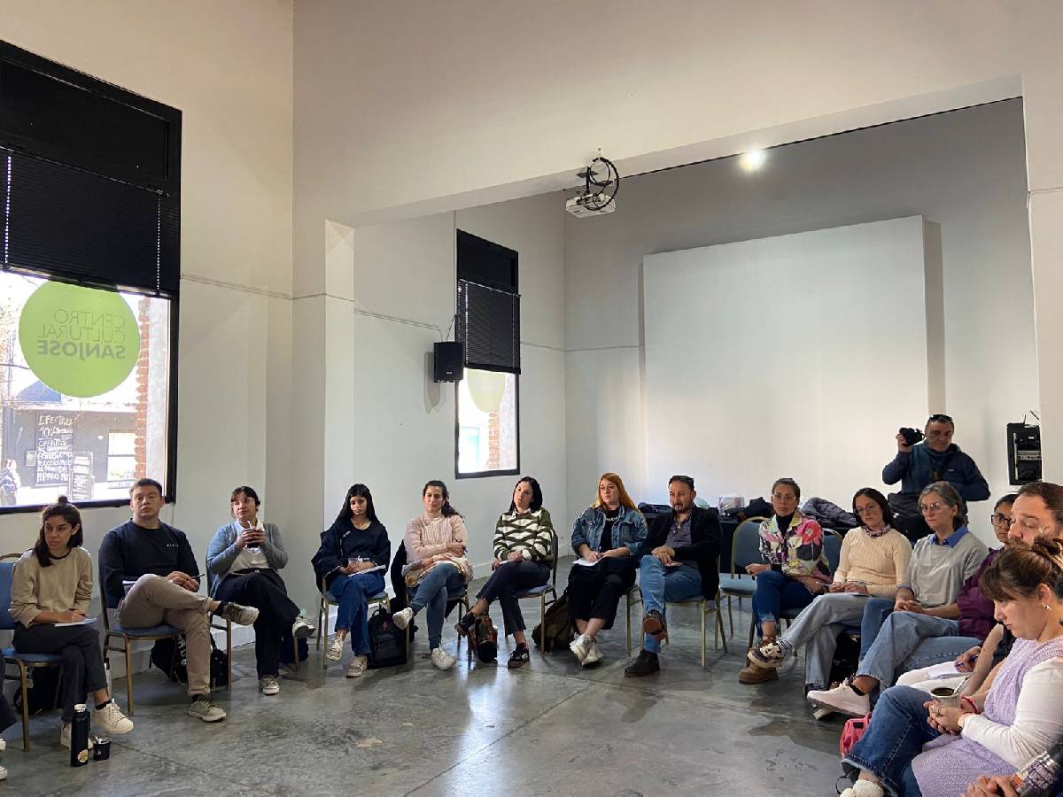 EL EQUIPO DE MASCULINIDADES PARTICIPÓ DE UN ENCUENTRO DE TRABAJO EN OLAVARRÍA