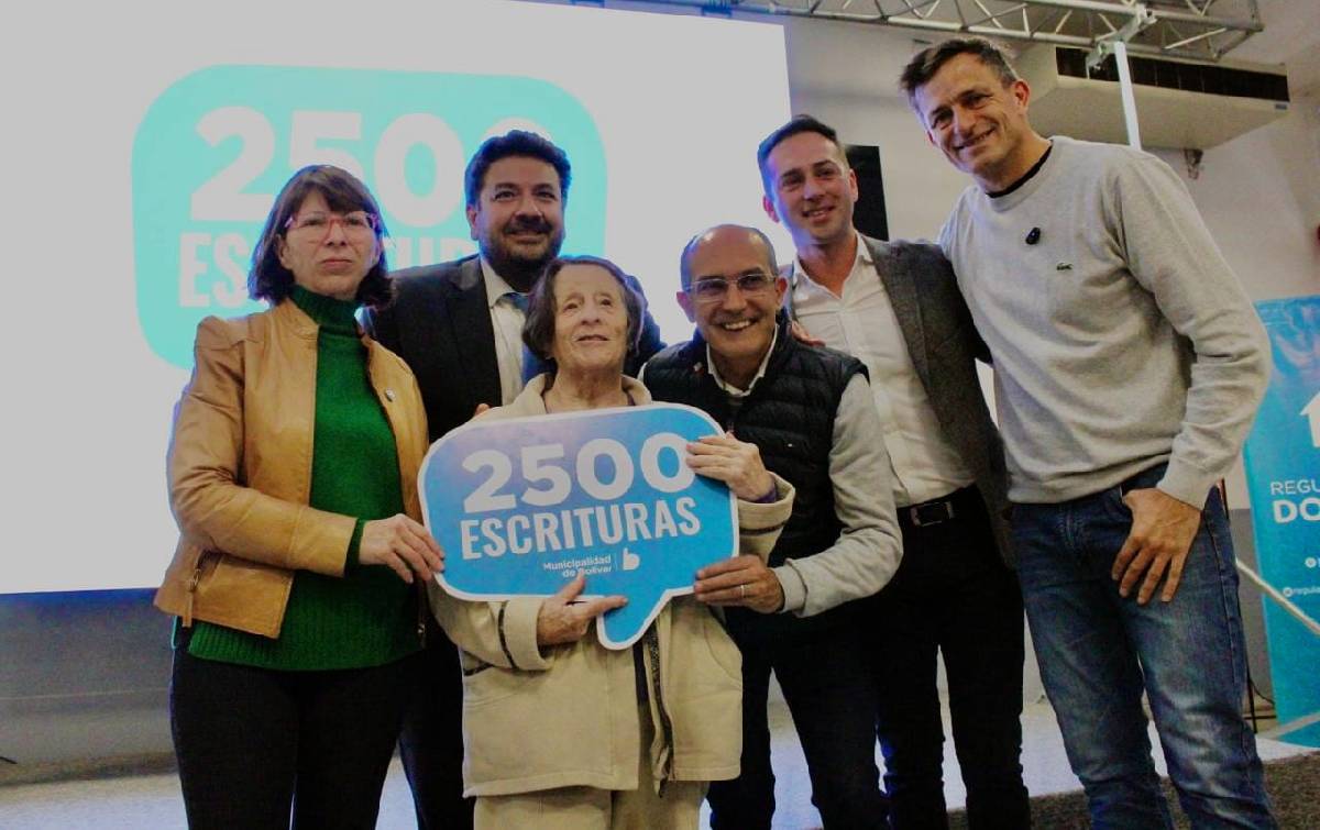 2.500 ESCRITURAS ENTREGADAS POR LA GESTIÓN MUNICIPAL