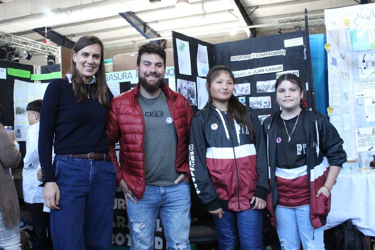 BOLÍVAR PARTICIPÓ DE LA FERIA REGIONAL DE EDUCACIÓN, ARTES, CIENCIAS Y TECNOLOGÍA