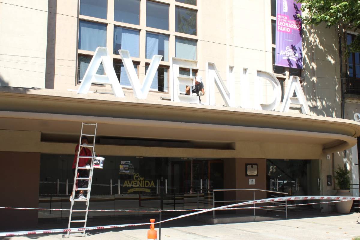 EL CINE AVENIDA SE PONE A PUNTO PARA VOLVER ESTE 8 DE ENERO