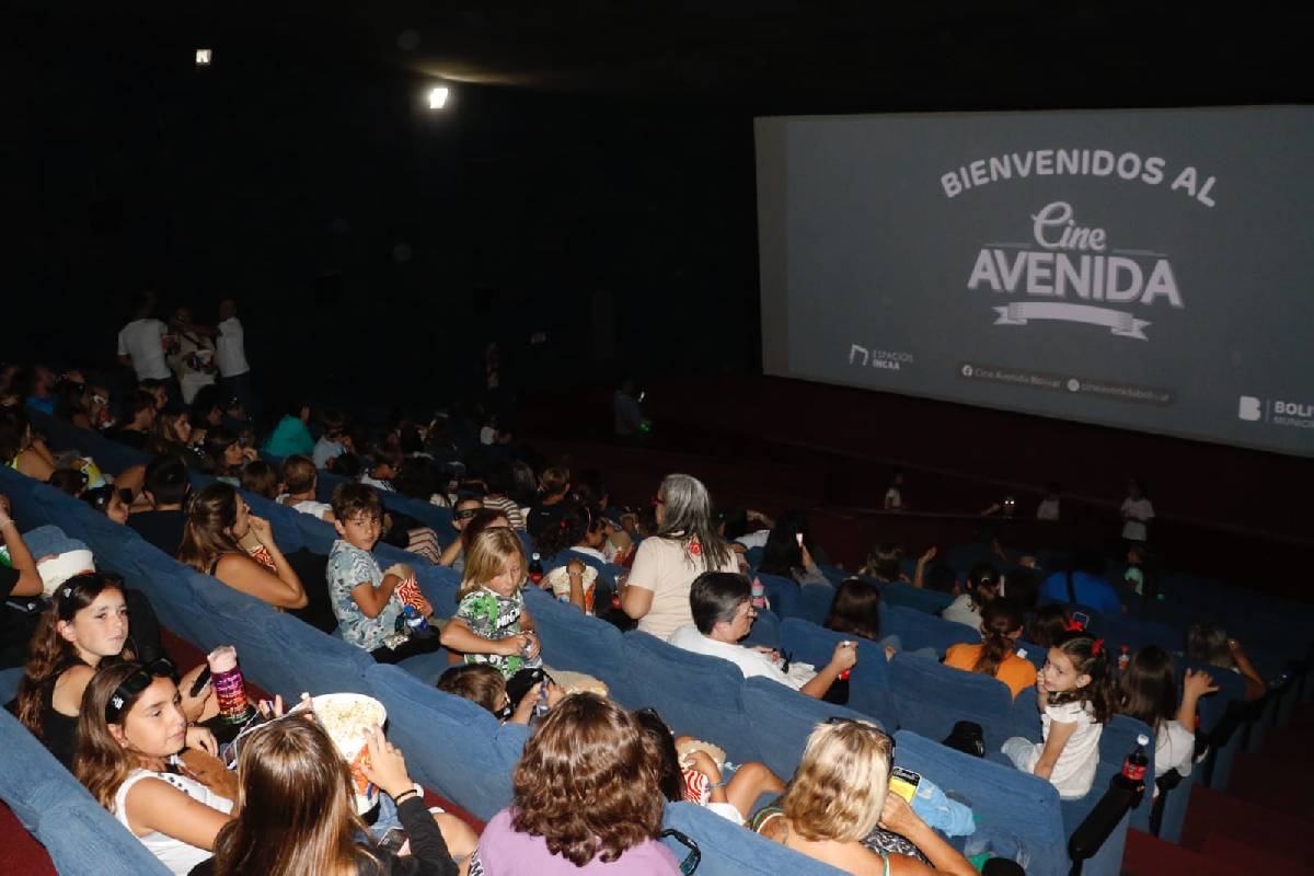 EL CINE AVENIDA VOLVIÓ A ENCENDER LA PANTALLA