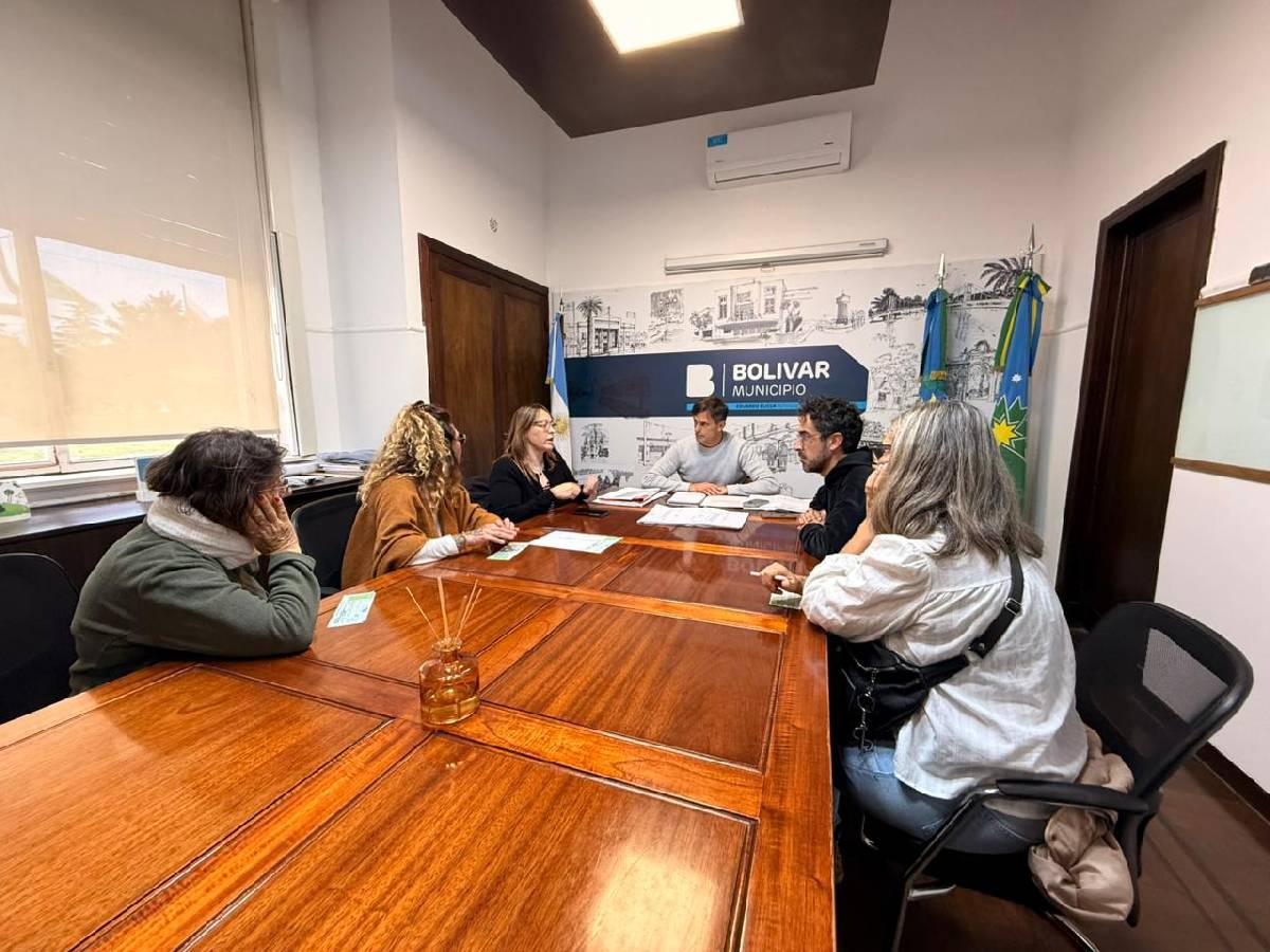 BALI BUCCA ENTREGÓ APORTES A LAS BIBLIOTECAS DEL PARTIDO Y FORTALECE EL TRABAJO CON LA RED LOCAL