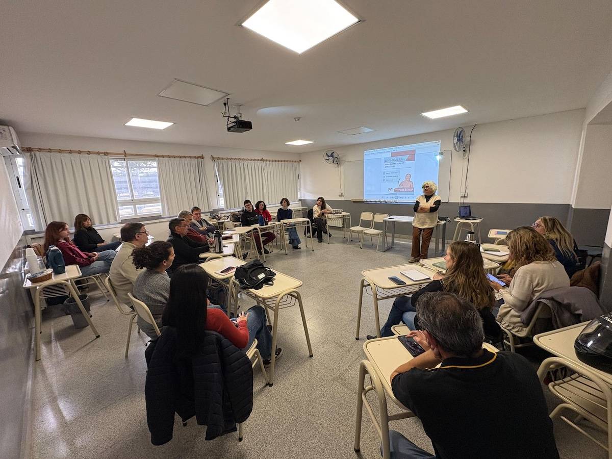 SE REALIZÓ UNA JORNADA DE SENSIBILIZACIÓN EN LEY MICAELA PARA AUTORIDADES EDUCATIVAS