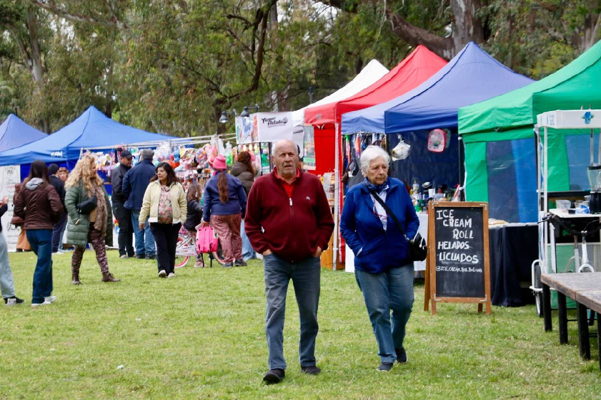 BOLÍVAR INAUGURÓ SU PASEO EMPRENDEDOR CON MÁS DE 40 PUESTOS